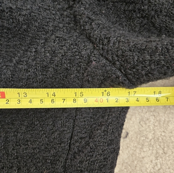 LUISA SPAGNOLI ITALY Virgin Wool Boucle Black Sweater with Fringed Hem. Size S - Picture 14 of 16